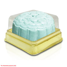 Load image into Gallery viewer, Corporate 1-for-1 (2 boxes &amp; 2 bags) Tree-Ripened MSW Durian Mooncake Gift Set (Total 8 pcs X 170g). (50 sets and above)
